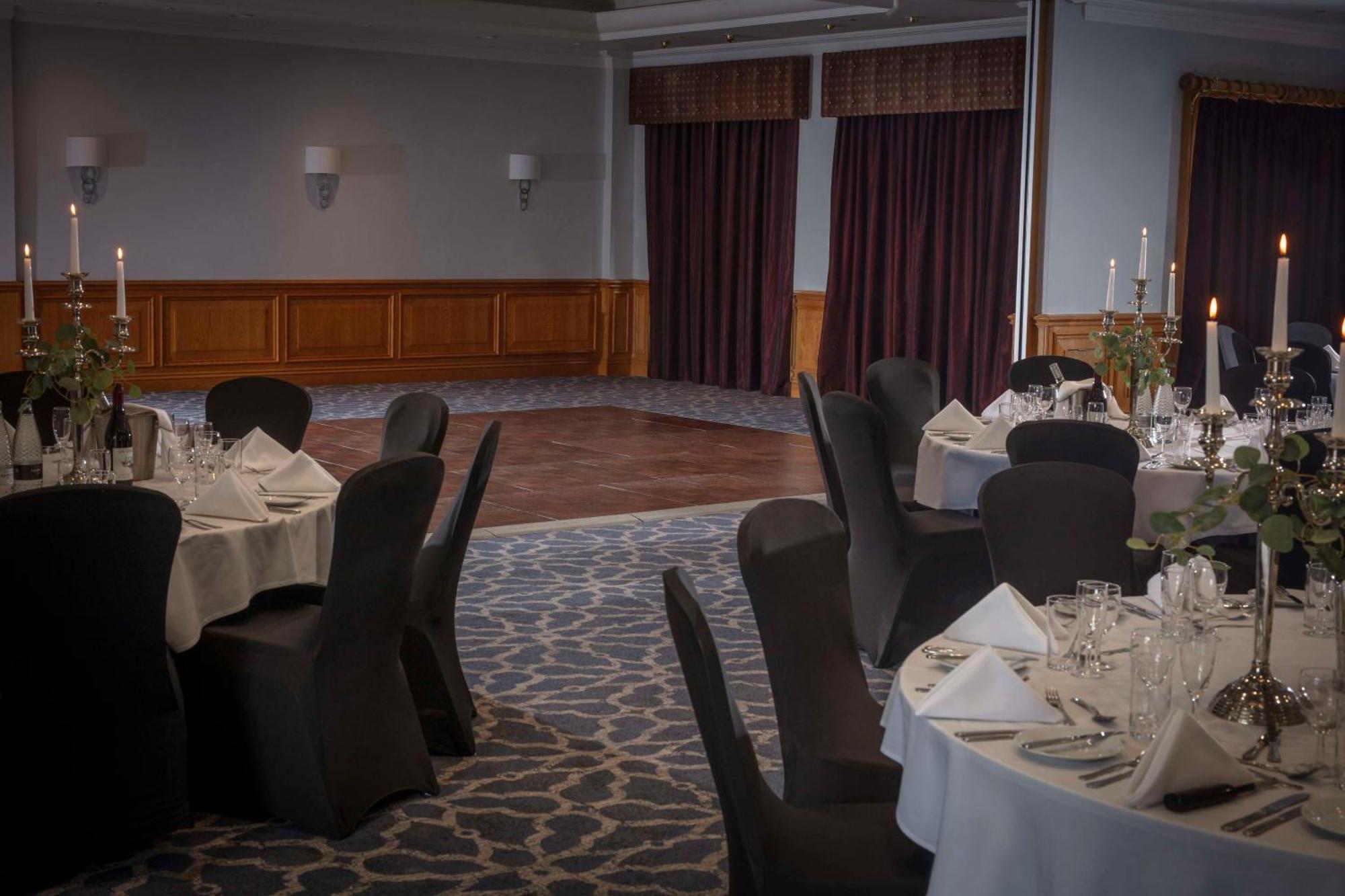 Oxford Belfry Hotel & Spa Thame Eksteriør bilde
