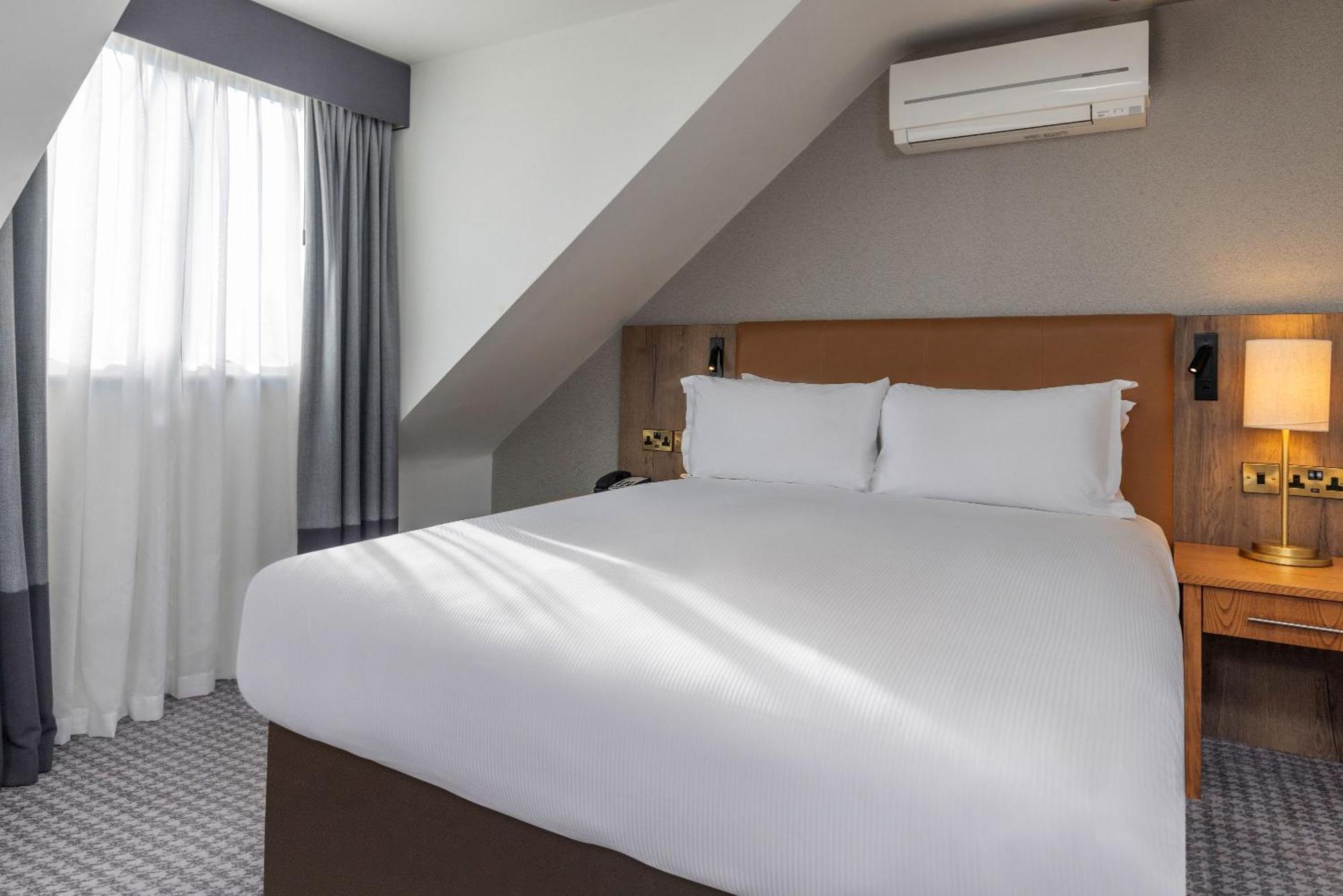 Oxford Belfry Hotel & Spa Thame Eksteriør bilde